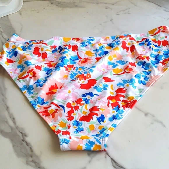 Tutorutor High Waisted Ruffle Floral Print Bikini Set Size XL - Picture 10 of 13